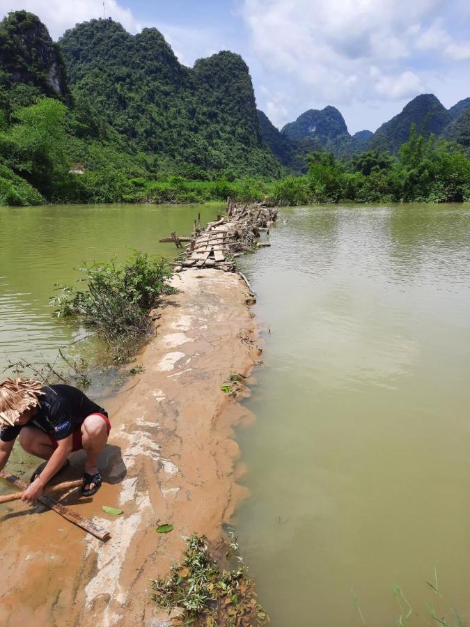 Homestay Gioc Rung Trung Khanh Eksteriør billede